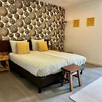 Gasterij Dennenoord 4* Бокстел