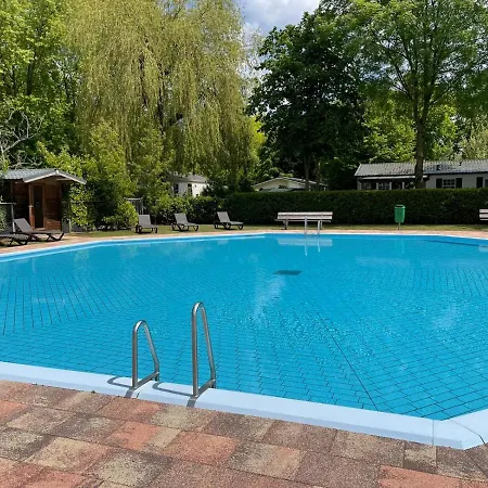 Gasterij Dennenoord Отель 4*