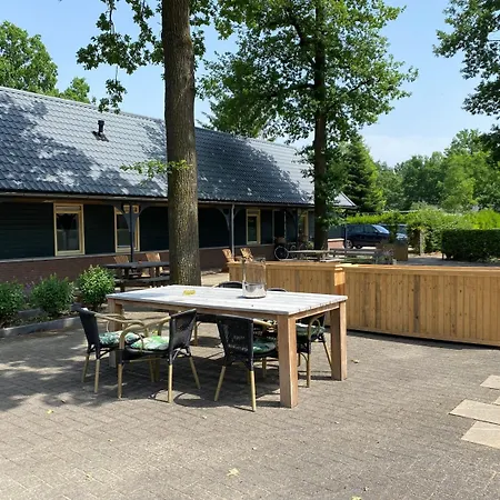 Gasterij Dennenoord Отель 4*